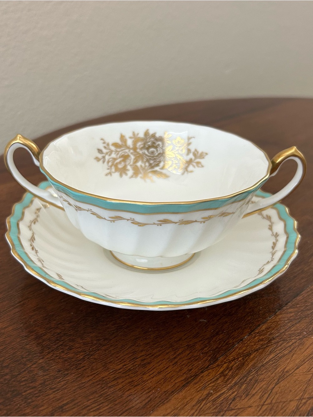 Vintage Royal Doulton Camrose H4903 Bouillon Cup & Saucer